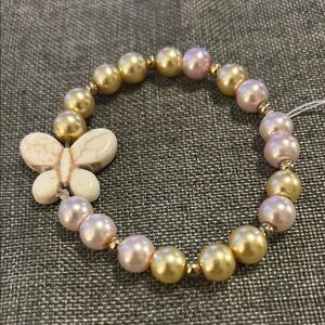 Elegant Butterfly Pearl Bracelet